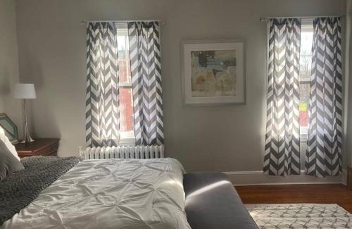 Historic District Apartamento | Spectacular Location Two Bedroom State Circle Apartment