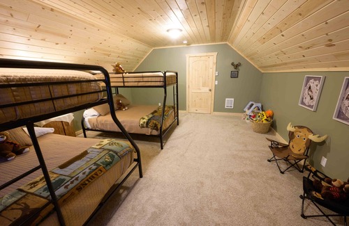 Island Park Cabina | Island Pines - Espectacular Nuevo Lodge cerca de Yellowstone en IP Bills Island