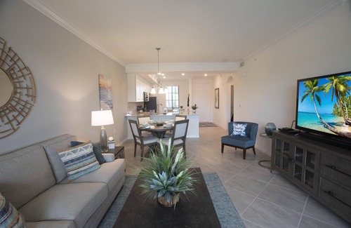 Braden River Condominio | Spectacular luxury condo 2 Bed/2 Bath, 1,239 SF