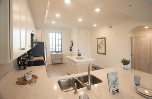 Braden River Condominio | Spectacular luxury condo 2 Bed/2 Bath, 1,239 SF
