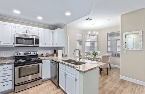 Montana Vistas Condominio | Spectacular New Luxury Listing! Desert Diamond!