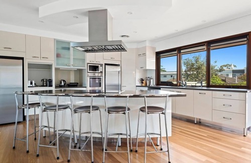 Shellharbour Casa | Spectacular Ocean Front home With Pool