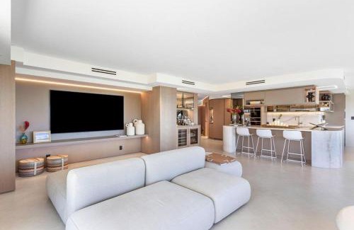 Highland Beach Apartamento | Spectacular Oceanfront Residence in Highland Beach