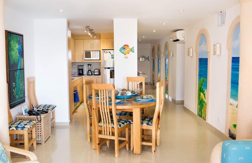Zona Hotelera Norte Condominio | Último condominio renovado 3BR / 3BA en el mar, Miramar 302