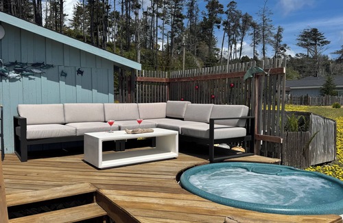 Gualala Casa | Spectacular Oceanfront, massive fenced yard, with Spa Mendocino Coast in Gualala