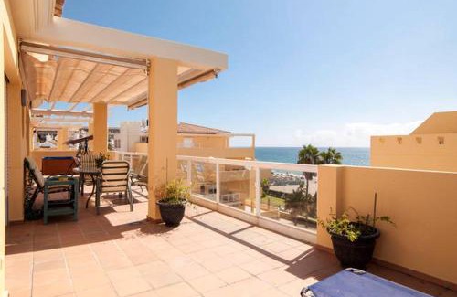 La Cala de Mijas Apartamento | Spectacular penthouse in front of the sea, 200 m2 terrace - Arruzafa Playa