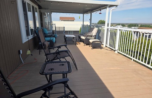 Moses Lake Casa | Spectacular Potholes Views from Private Deck_3BR Retreat