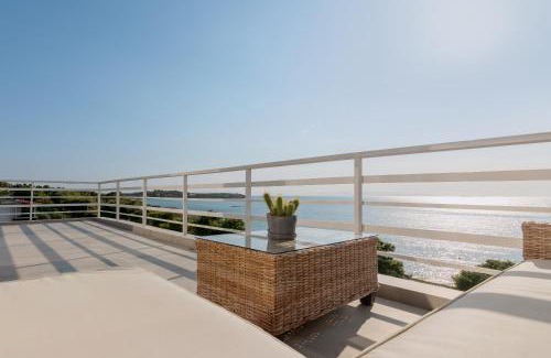 Kavouri Apartamento | Spectacular Sea Views, 2Bd Beachfront