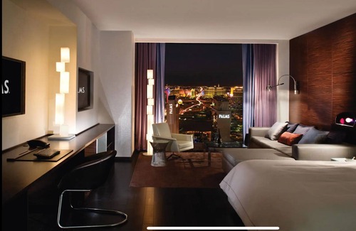 Las Vegas Apartamento | SPECTACULAR STRIP VIEWS OPEN BALCONY NO RESORT FEES