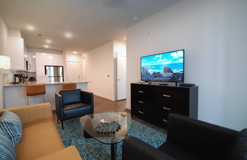Midtown Apartamento | Spectacular Suite 1BR/1BA Apt. (C) - Includes Bi-weekly Cleanings & Linen Change