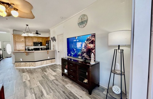 Corpus Christi Casa | Spectacular Sunsets! Private Pool & Spa on Canal - Walk to Beach & Restaurants!!