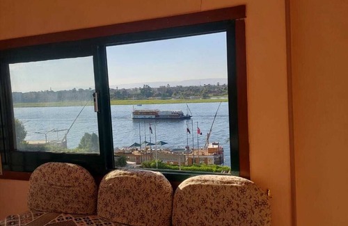 Nile River Luxor Apartamento | Spectacular view across the Nile, amazing location, Charming 2-bedroom apartment