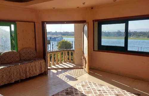 Nile River Luxor Apartamento | Spectacular view across the Nile, amazing location, Charming 2-bedroom apartment