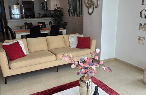 Marbella Apartamento | Spectacular view with your modern 2 bedroom 2 bath apartment. Laundry included