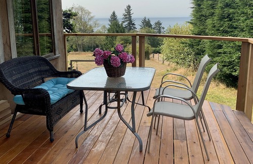 Otter Point Casa | Spectacular views, near beaches