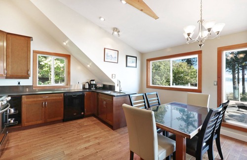Buckley Bay Casa | Espectacular casa frente al mar cerca de Courtenay y Comox