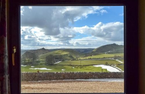 Earl Sterndale Casa | Speedwell Corner Jericho Farm