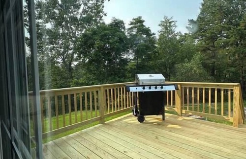 Long Pond Casa | Speedy Net Getaway for Executives!