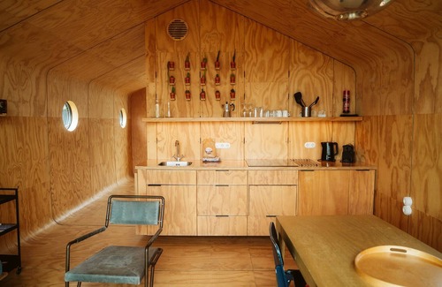 Ouddorp Chalet De Esquí | Spending the night in a Wikkelhouse: a sustainable stay to remember!