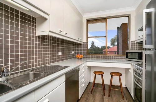 Cremorne Apartamento | SPF13-Sunny, Spacious, Highly Convenient Apartment