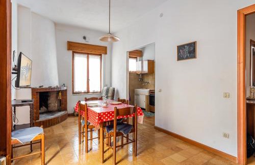 Buggerru Apartamento | Spiaggia di Buggerru-Roomy Apartment with Balcony!