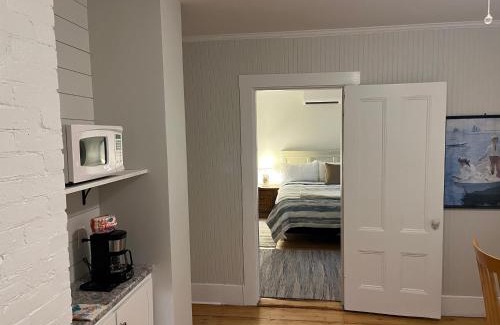 Phippsburg Casa | Spinneys Guesthouse & Beach Cottages