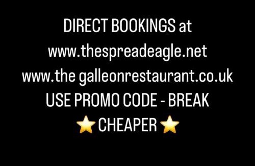 Chesterfield Cama Y Desayuno | Spire View at THE GALLEON RESTAURANT