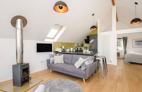 Carnon Downs Cabaña | SPIRES, pet friendly, character holiday cottage in Carnon Downs