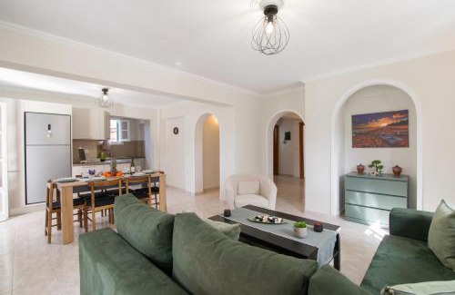 Doukades Apartamento | Spiros Holidays House