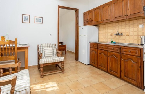 Agios Stefanos Apartamento | Spiros - Una Habitación Piso, Capacidad 2