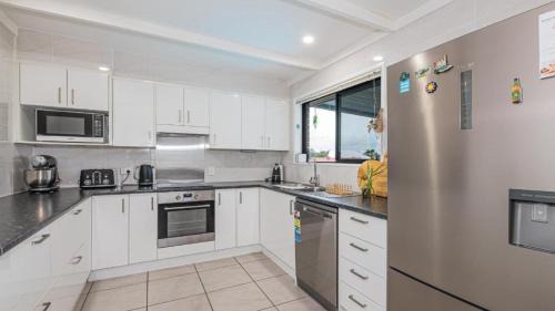 Woorim Casa | Splash and Relax on Fairway