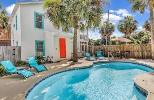 Savannah Beach Apartamento | Splash Inn Lower Unit: Heated Pool & Walk to Beach