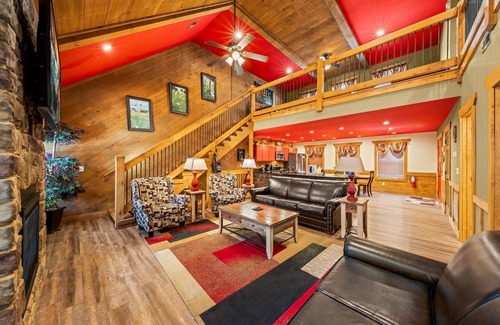Gatlinburg Chalet De Esquí | Splash Mansion - Four Bedroom Chalet
