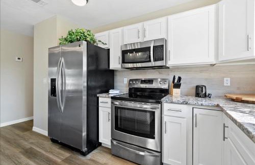 Port Saint Lucie Casa | Splash Oasis, 4BR, 2BA Heated Pool, BBQ