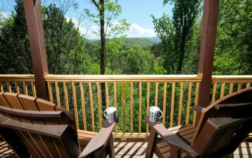 Gatlinburg - Pigeon Forge Villa | Splash of Romance