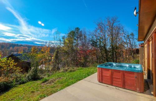 Caton Casa | Splashtastic View