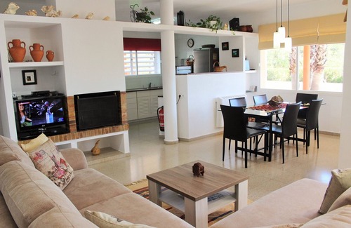 Sant Joan de Labritja Casa | Esplendida y confortable Villa en el campo de Ibiza