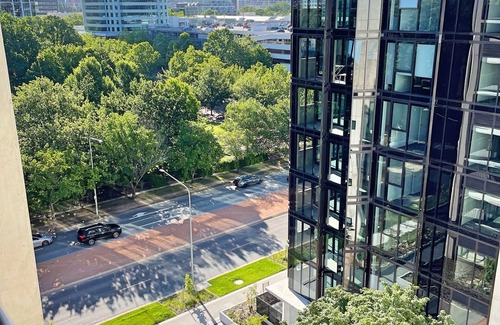Reid Apartamento | Splendid 2bd 1bth 1csp Apt - Superb CBD Location