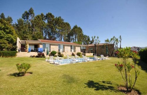 Rubiaes Villa | Splendid Ponte De Lima Villa 6 Bedrooms Villa Coura Coura Valley Views Ping Pong Pool Table