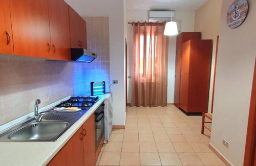 Margherita di Savoia Apartamento | Splendid Quadruple Room Located 2 Steps From the sea