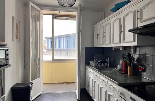 Sablon - Trudaine Apartamento | Splendid T4 with balcony