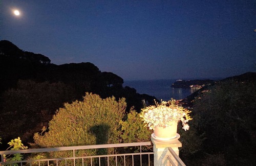 Vegliasco Villa | ESPLENDIDA VILLA CON VISTAS AL MAR EN ALASSIO