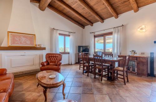 Case Peschiera-Lu Fraili Apartamento | Splendido Stazzo vista mare San Teodoro Lu Fraili