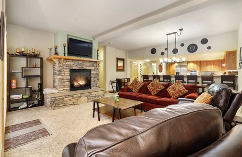 Kirkwood Condominio | Splendor in the Sierras Timber Ridge 3 Bedroom 3 Condo by RedAwning