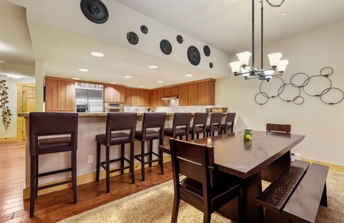 Kirkwood Condominio | Splendor in the Sierras Timber Ridge 3 Bedroom 3 Condo by RedAwning