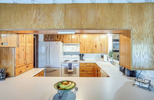 Post Falls Cabina | Spokane River Access & Fire Pit: Post Falls Cabin