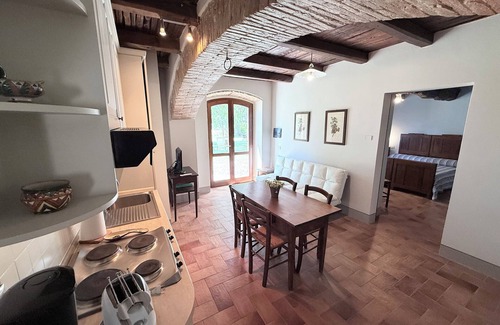 Poreta Otro | Spoleto Biofarm - Capacidad para 8 personas - Piscina de agua salada - Hermosa - Exclusivamente suya - WIFI