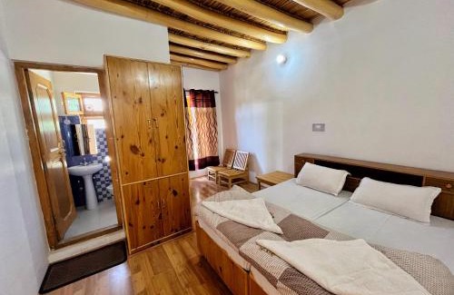 Leh Casa | Sponbo Guest House, Leh