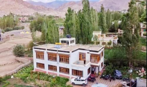 Leh Casa | Sponbo Guest House, Leh