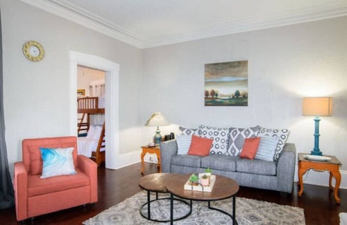 Lindenwald Casa | SpookyNook Duplex Home- Hamilton, Miami University